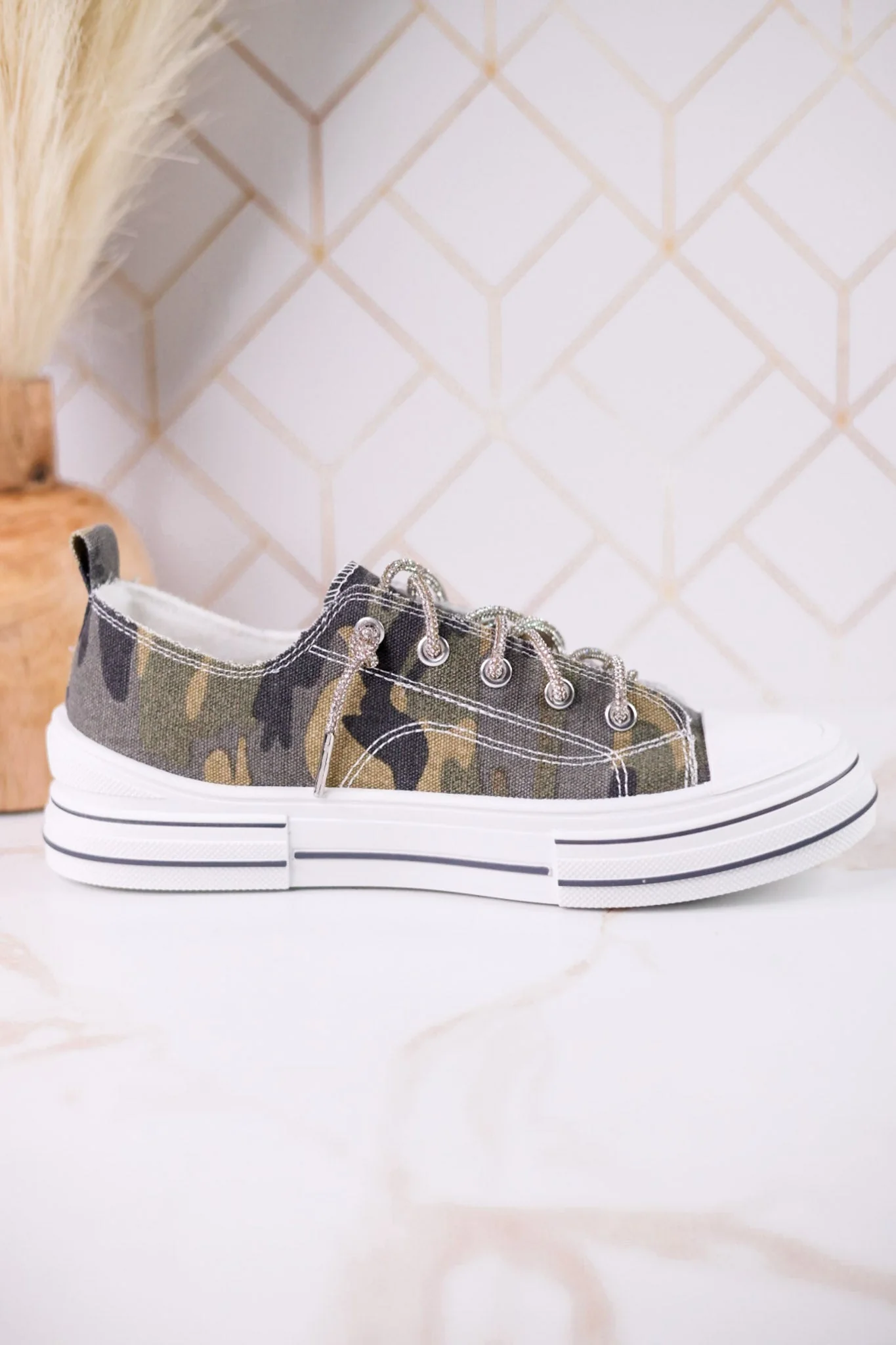 Aman Camouflage Print Sneakers With Rhinestone Laces - Image 7