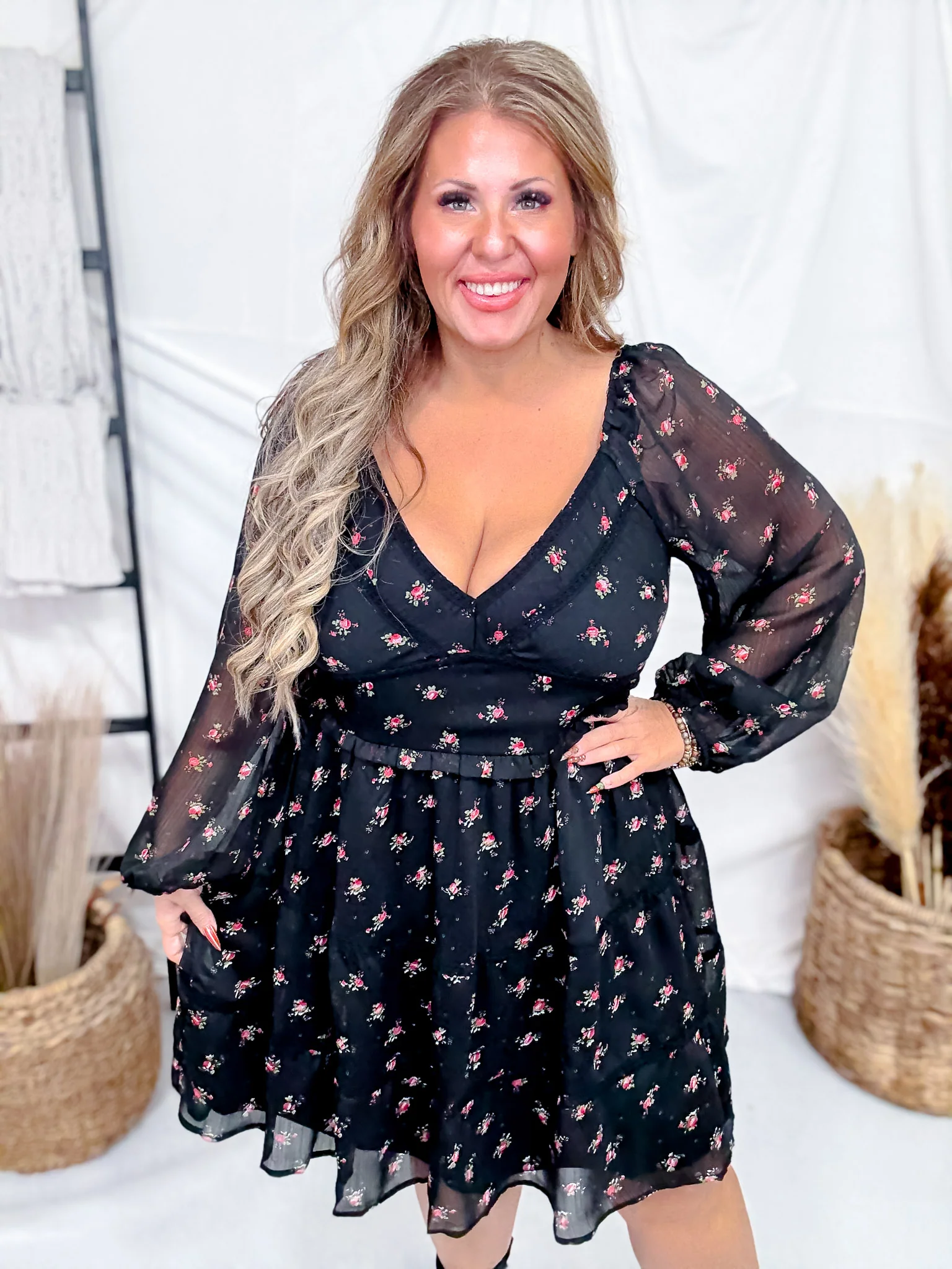 Black Floral Print Dress With Bubble Sleeves & Lace Piping - Image 6