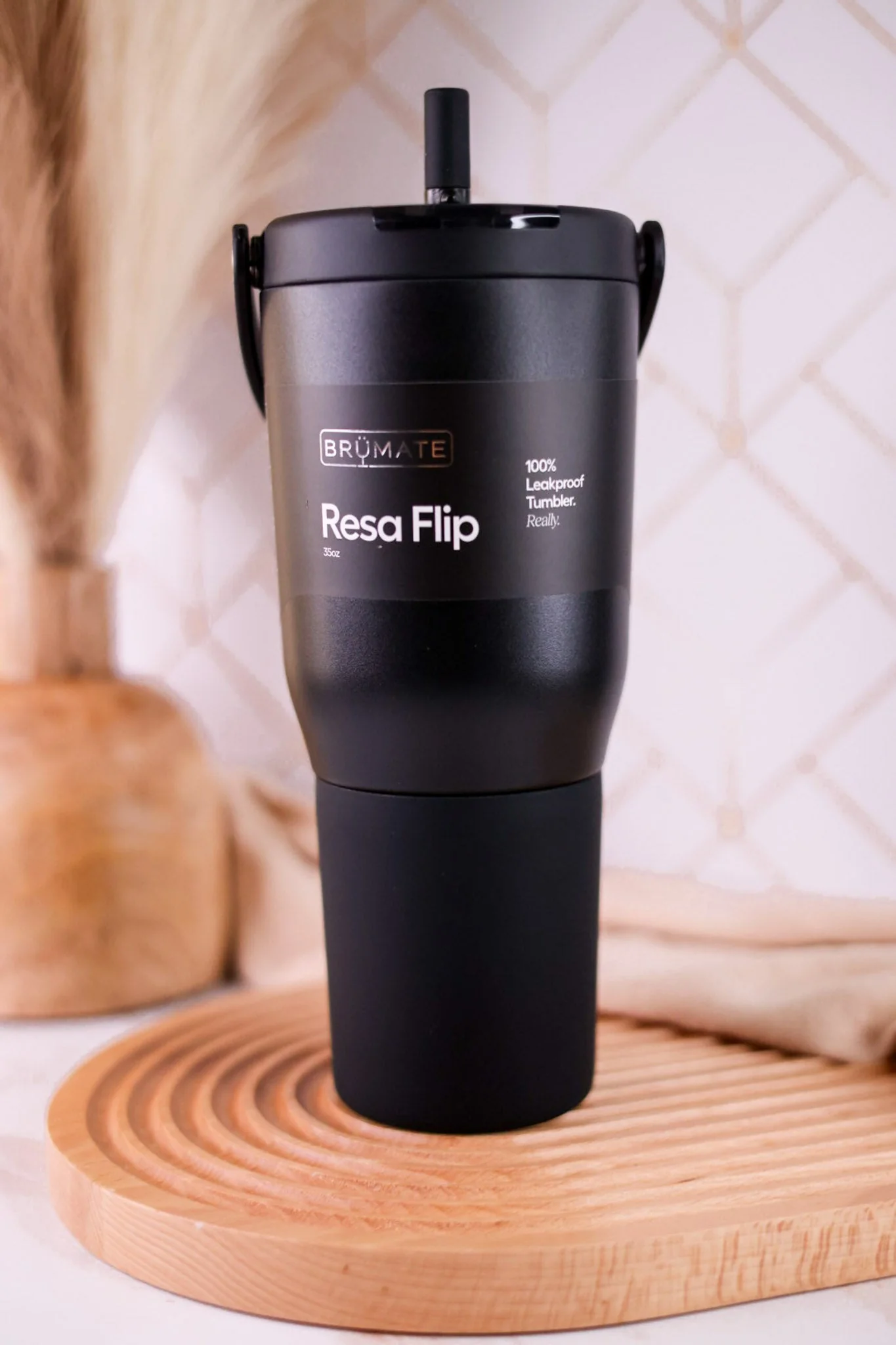 Brumate Matte Black 35oz Resa Flip Tumbler - Image 4