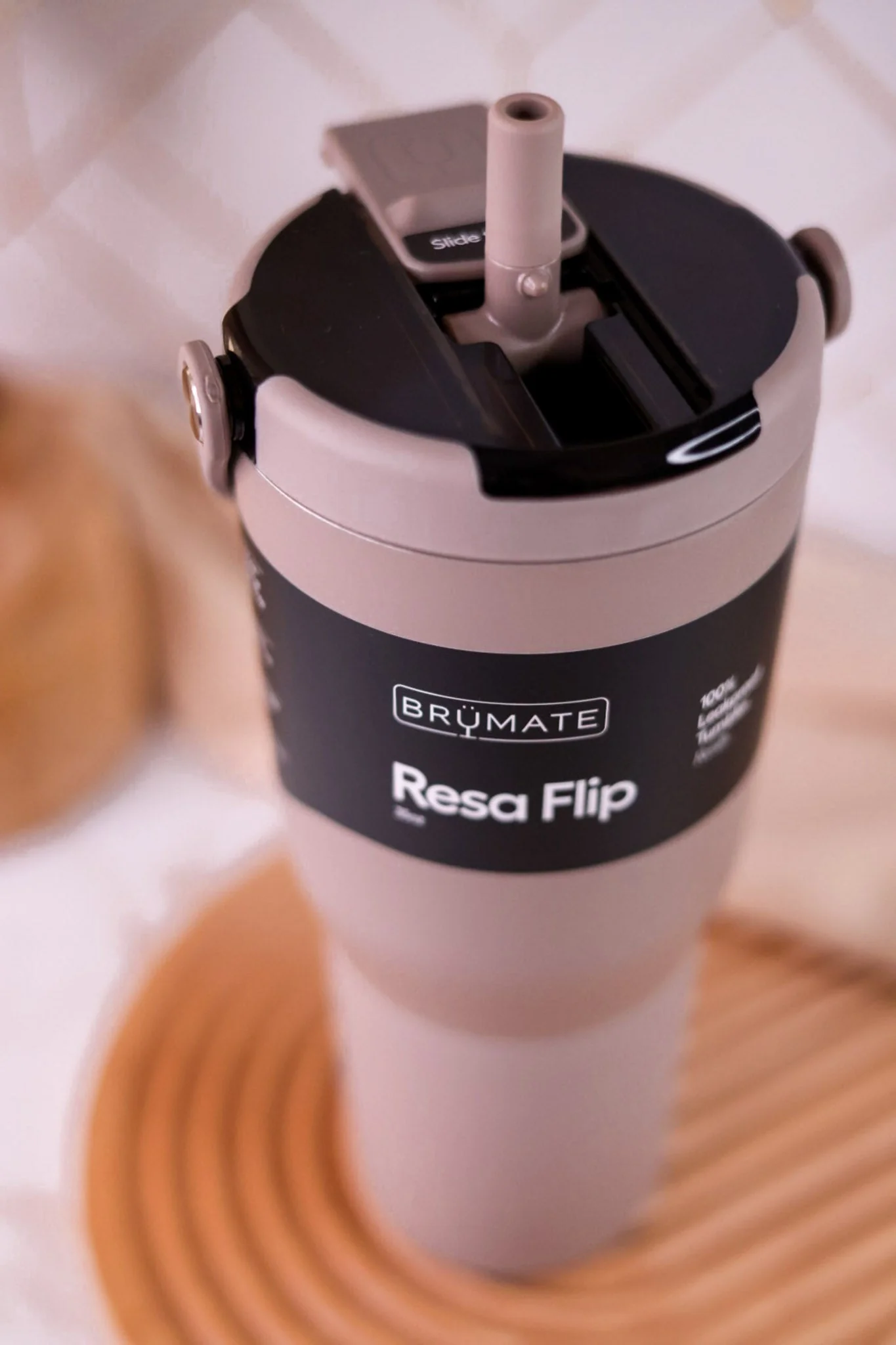 Brumate Mocha 35oz Resa Flip Tumbler - Image 2