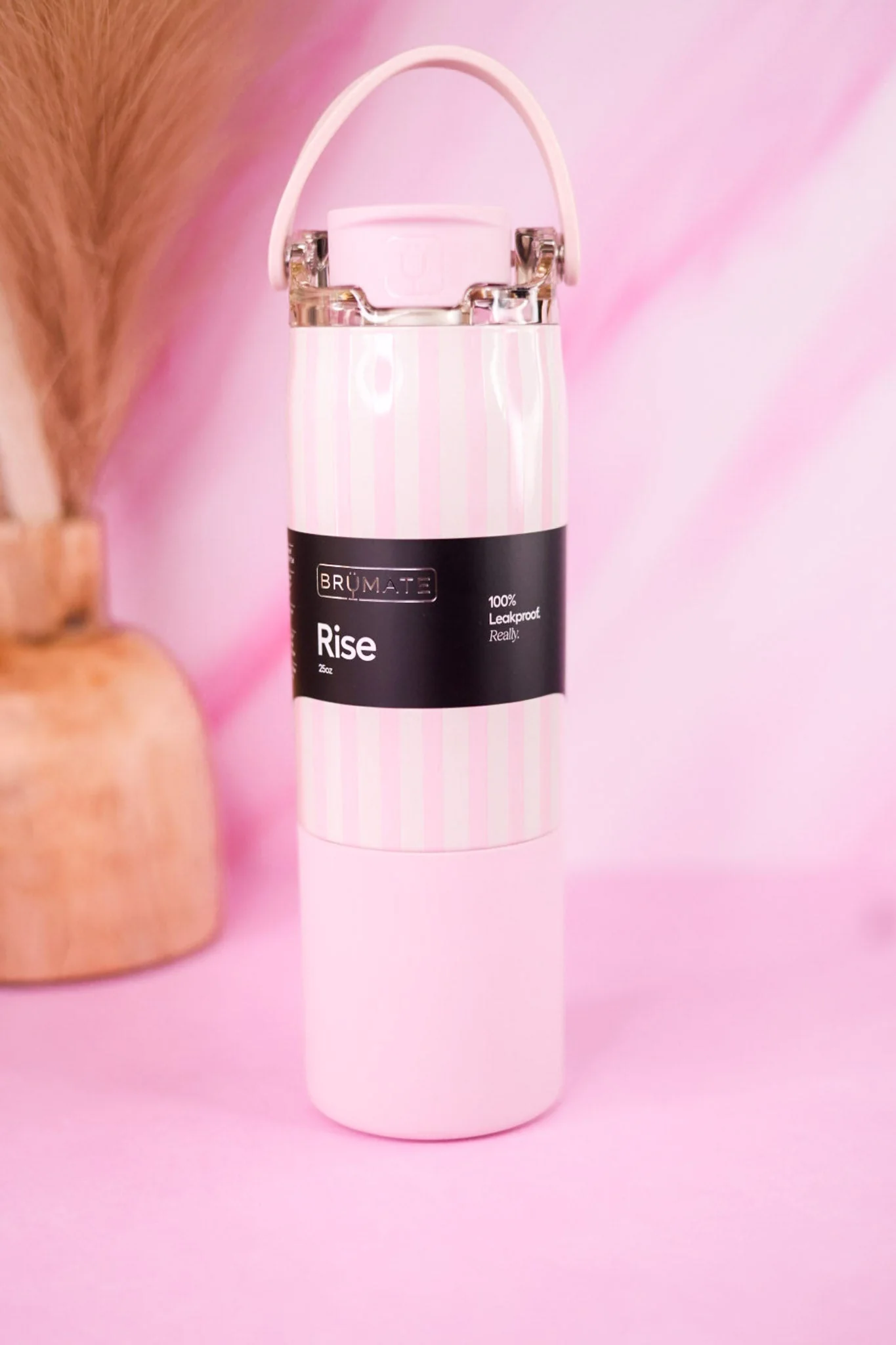 Brumate Strawberries & Cream 25oz Rise Tumbler - Image 4