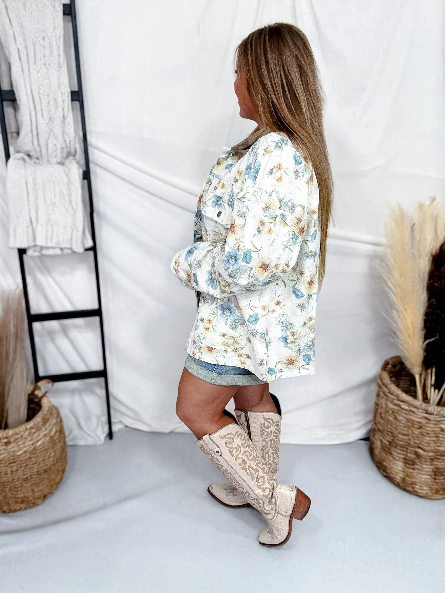 Ivory Denim Jacket With Blue Floral Print & Corduroy Collar - Image 5