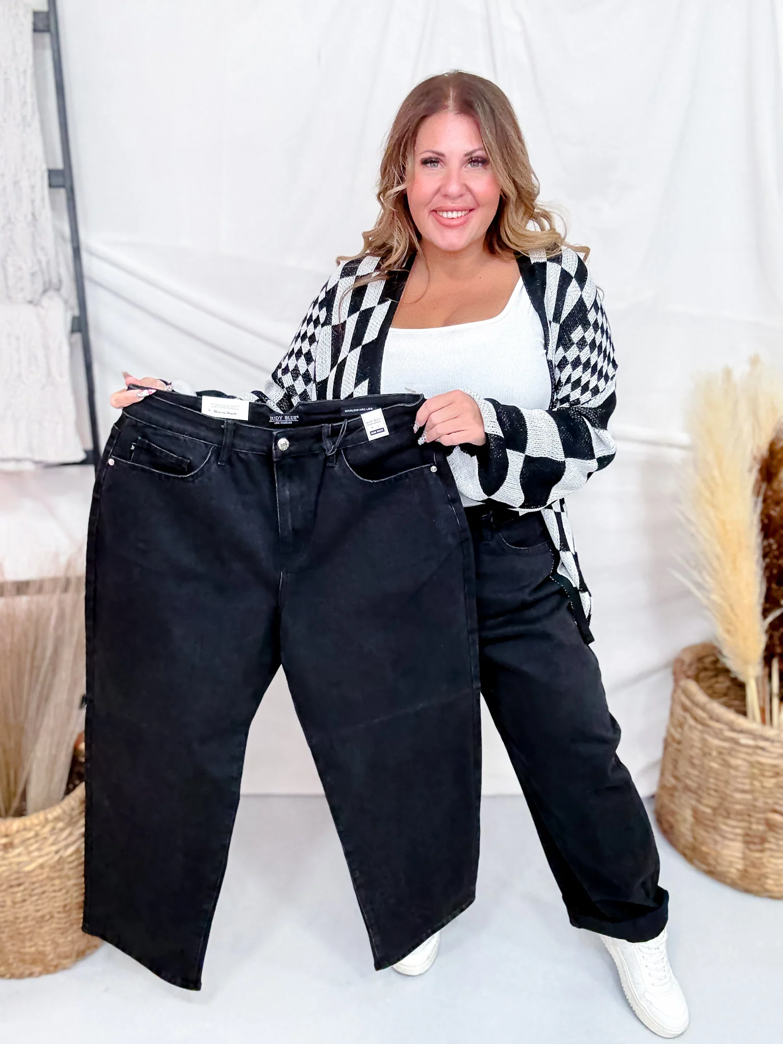 Judy Blue High Waist Rigid Magic Barrel Black Denim Arc Trousers FINAL SALE - Image 6