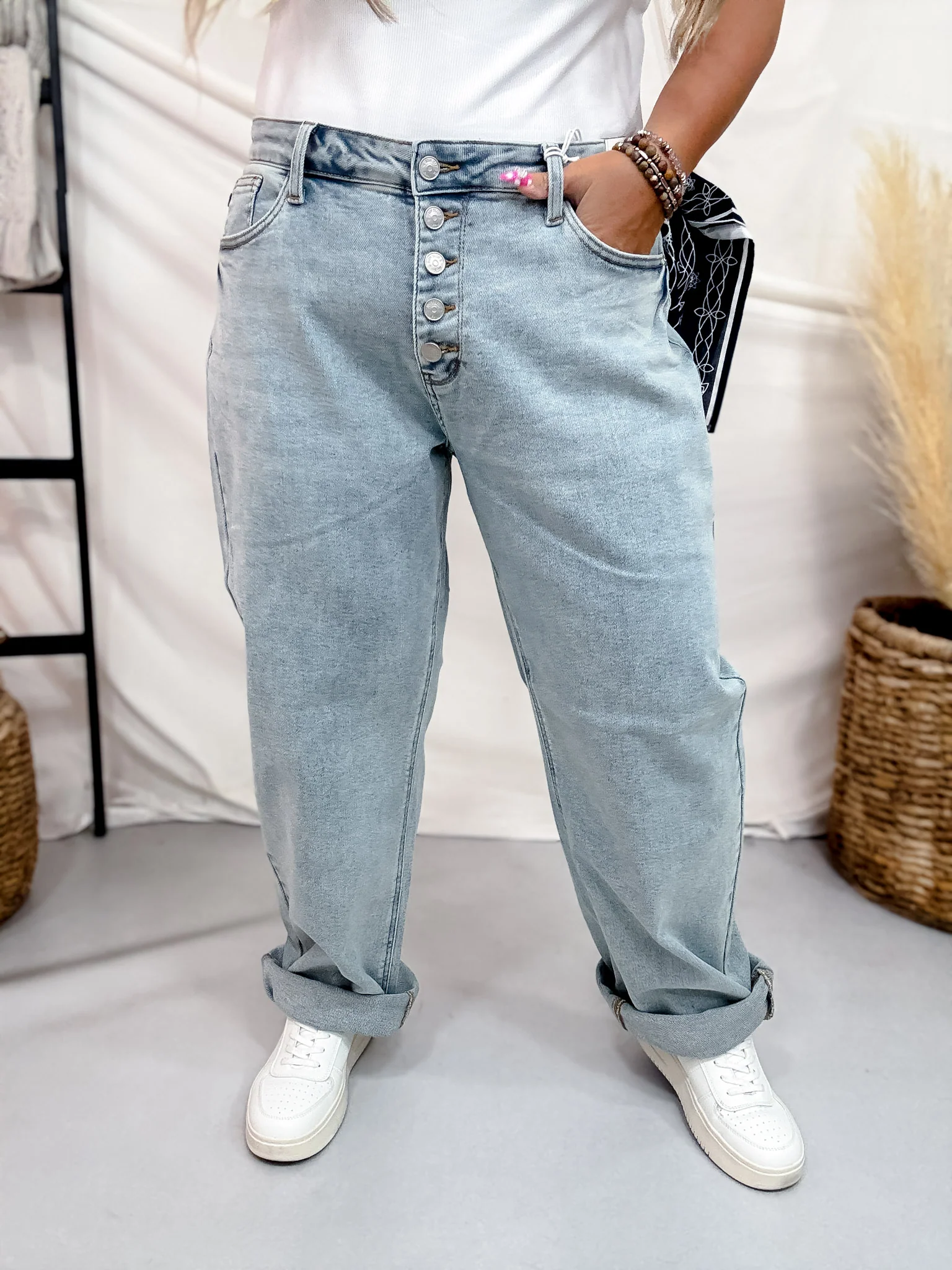 Judy Blue Mid-Rise Marlow Arc Leg W/ Bandana Loop Jeans - Image 9