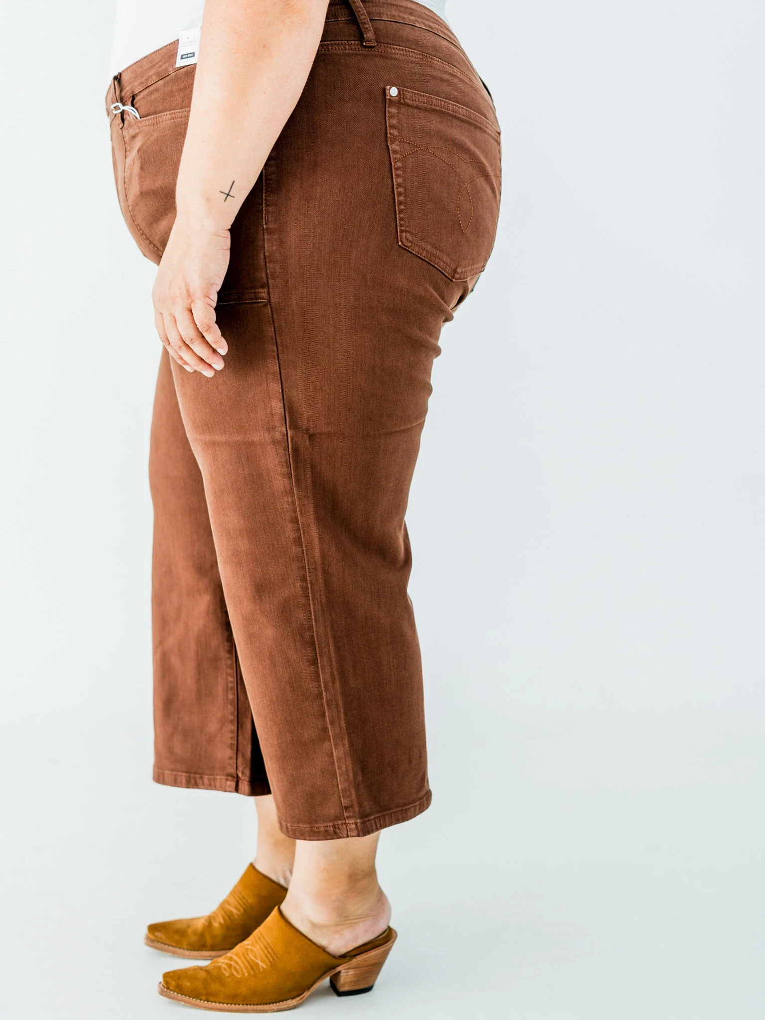 Judy Blue Mid-Rise Wide Leg Cropped Maple Garment Dyed Utility Pocket Jeans FINAL SALE - Image 15