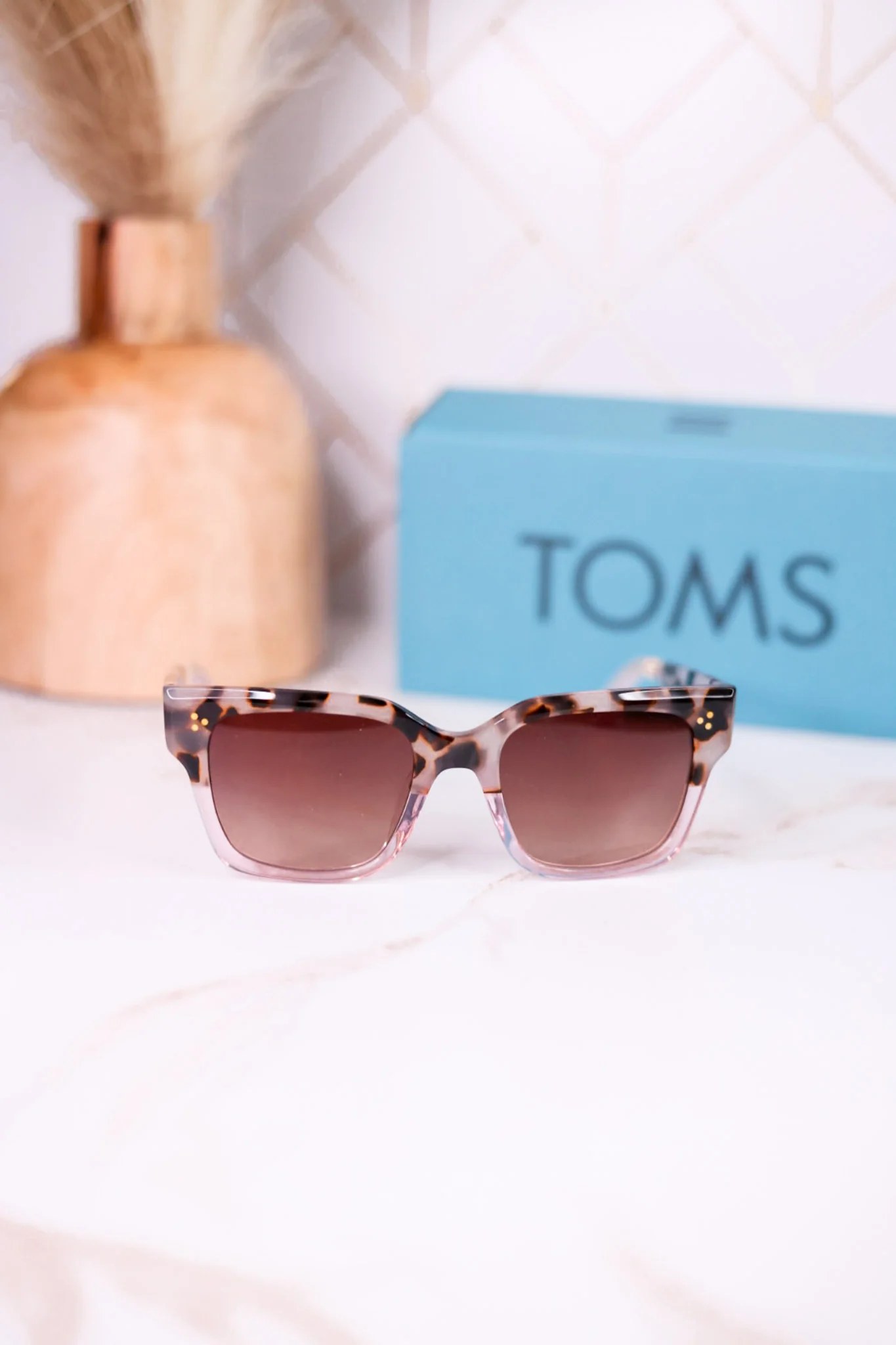 Madison Sunglasses In Vintage Tortoise Pink Fade - Image 3