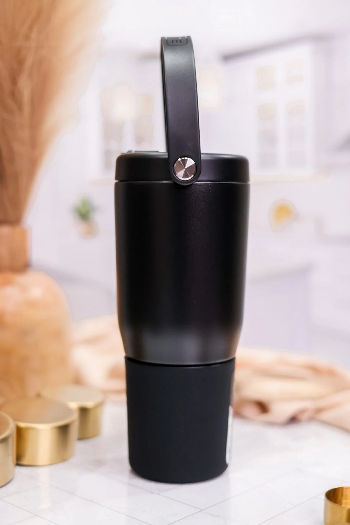 Matte Black 25oz Resa Tumbler - Image 5