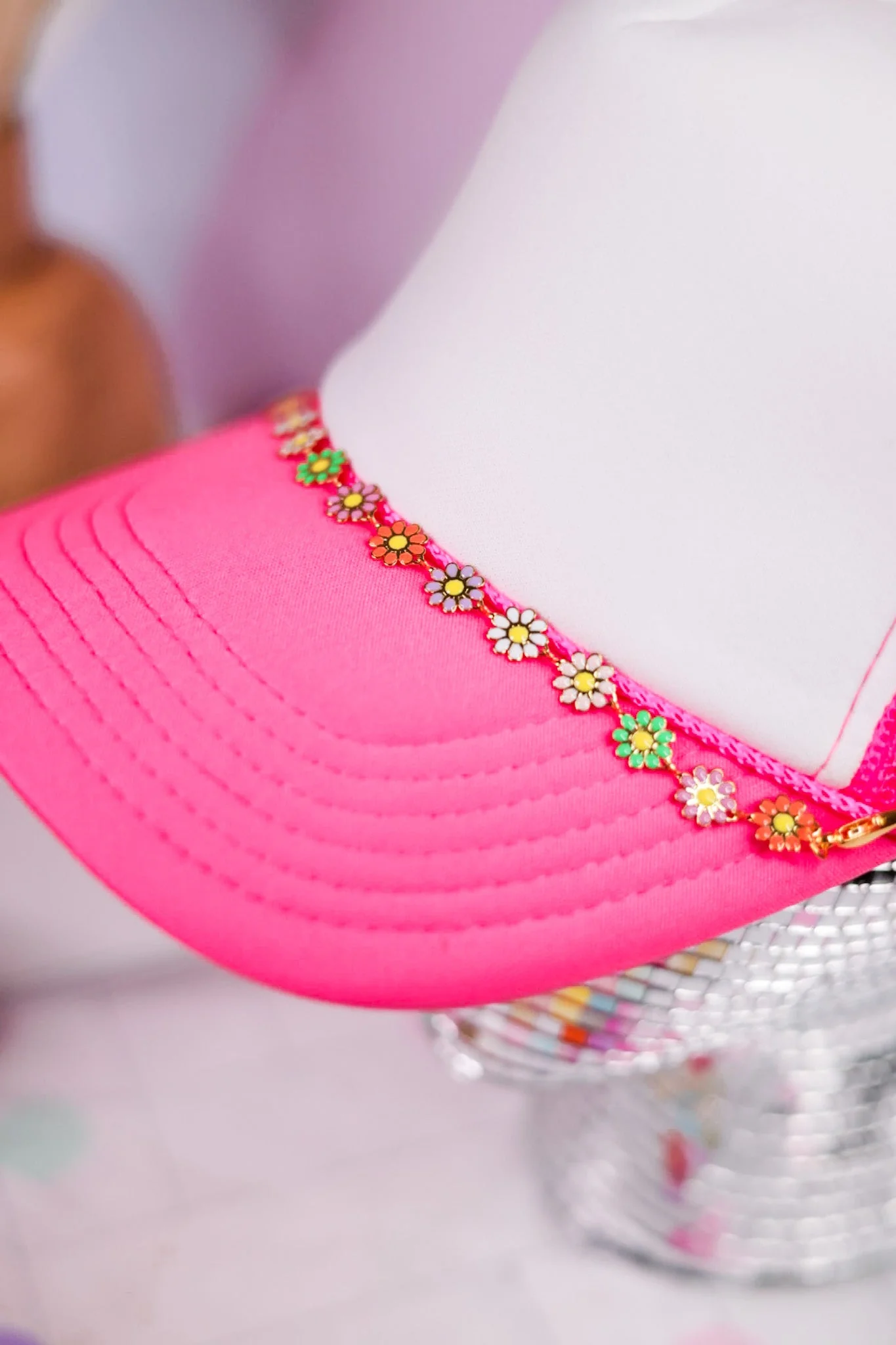 Rainbow Daisy Trucker Hat Chain - Image 4