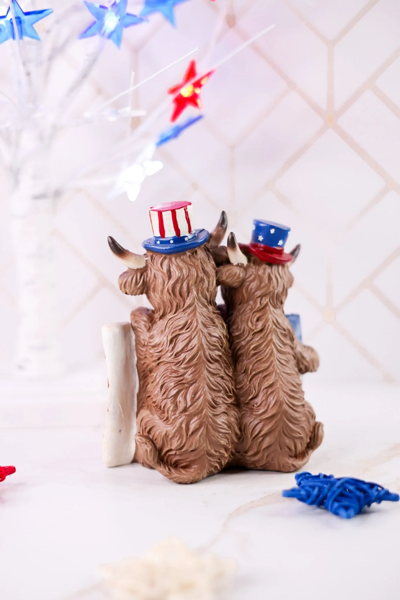 Resin Highland Cows Holding USA Flag FINAL SALE - Image 3
