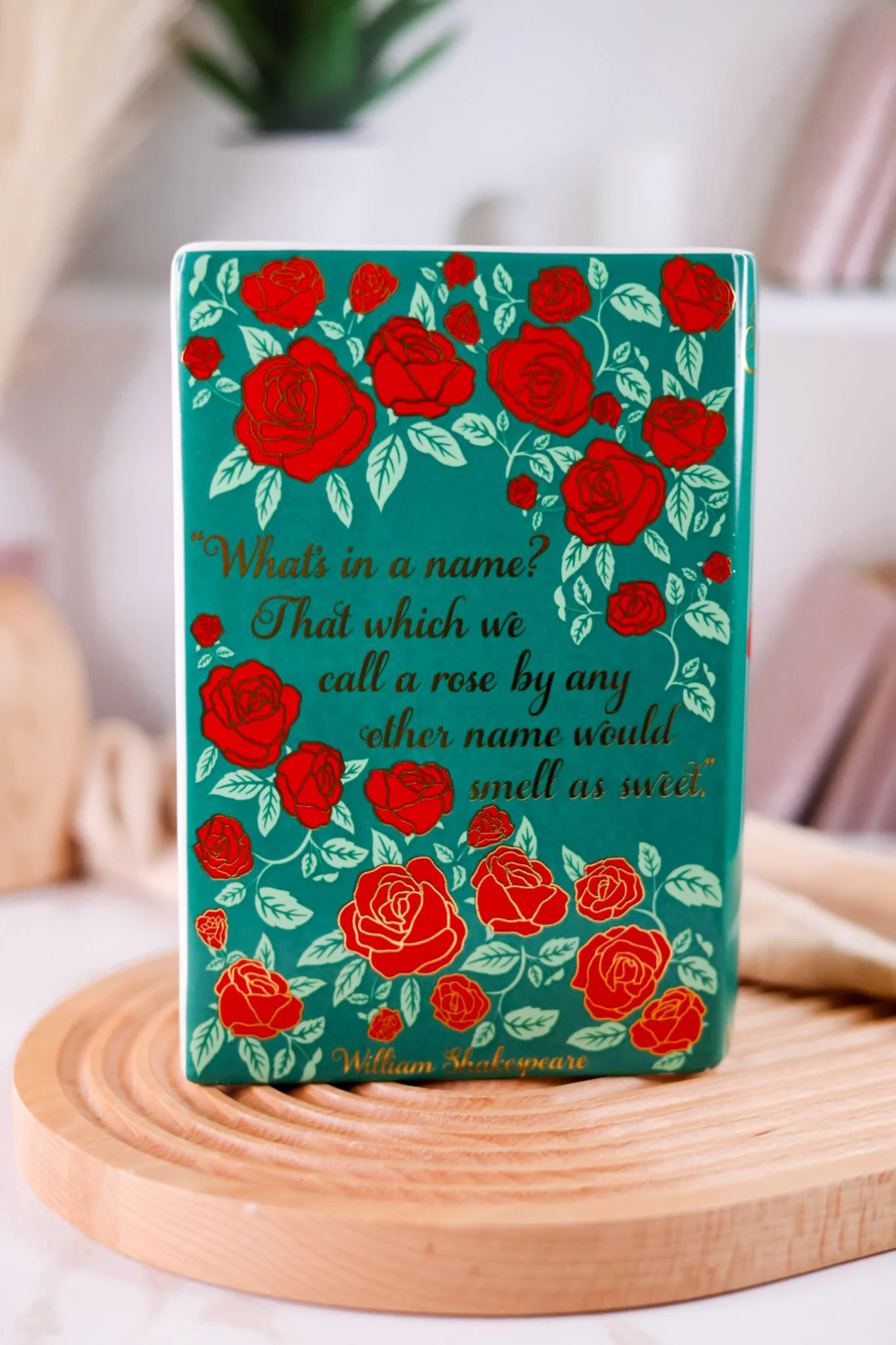 Romeo & Juliet Ceramic Book Vase - Image 4