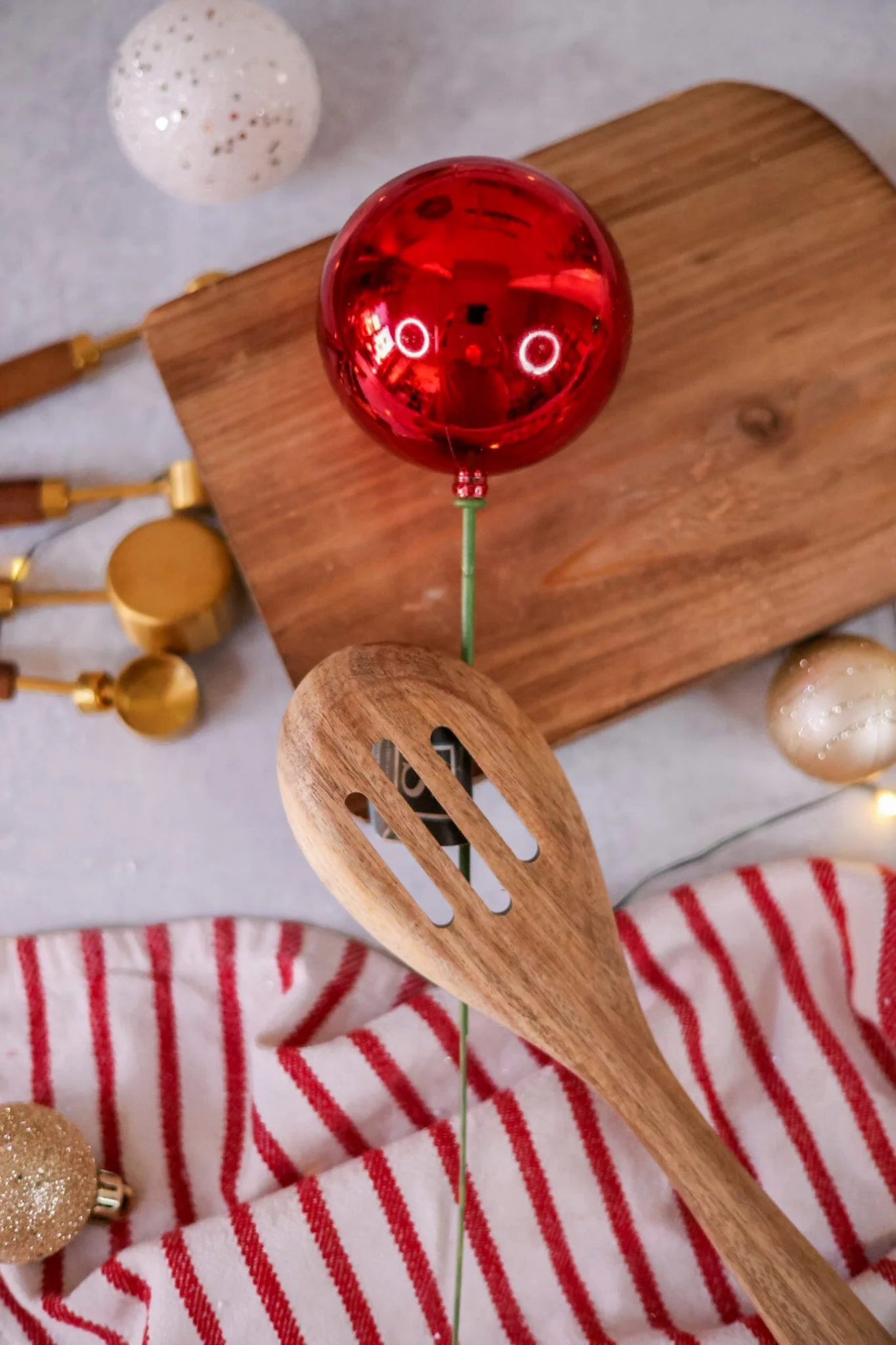 Shiny Ornament Stems (4 Colors) FINAL SALE - Image 3