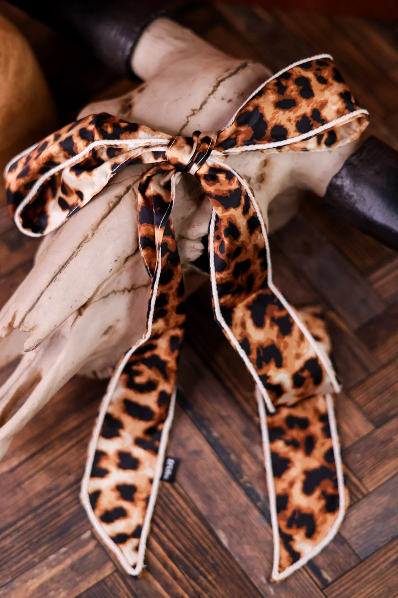Trail Knot Leopard Print Twilly - Image 7
