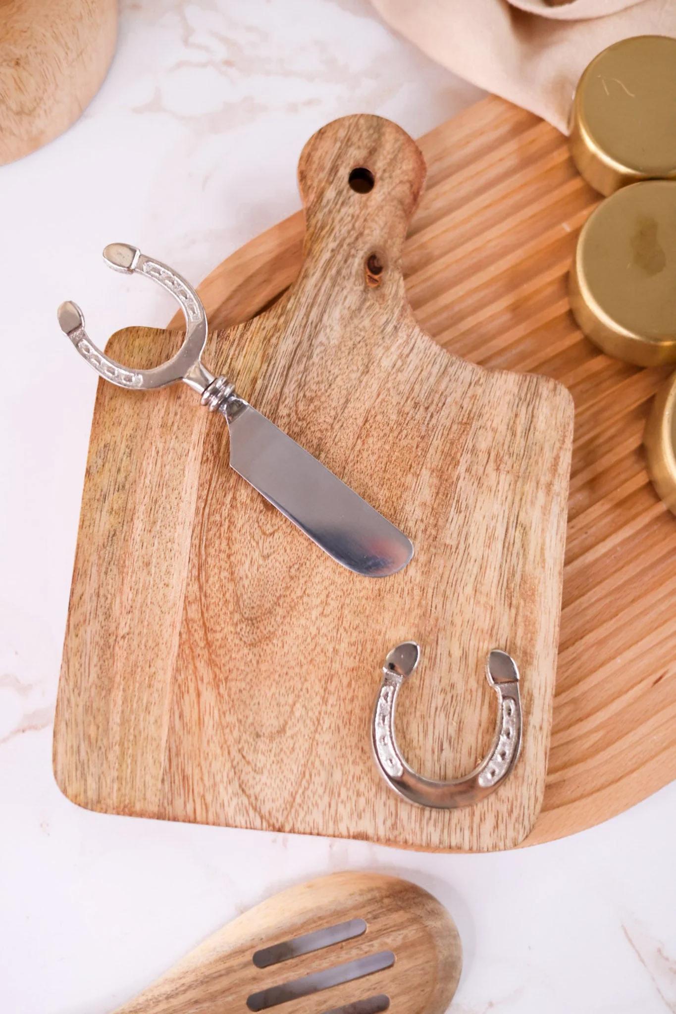 Wood Charcuterie Board With Horseshoe Emblem - Image 3
